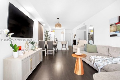 Welcome to this bright and inviting 2-bedroom, 1-bathroom condo - photo 4