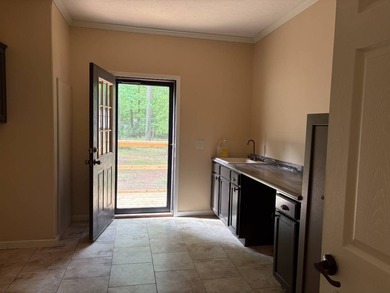 Well-maintained 2013 modular home featuring 3 bedrooms, 2 - photo 14