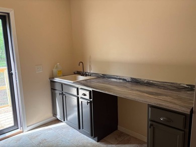 Well-maintained 2013 modular home featuring 3 bedrooms, 2 - photo 15