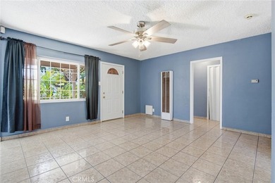 ***Renovated 3BR/3BA South Wrigley Gem with ADU Potential & - photo 21
