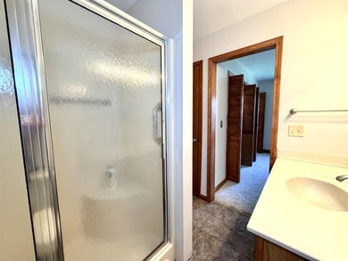 Spacious Brick Ranch with Ultimate Detached Garage! Welcome home - photo 22