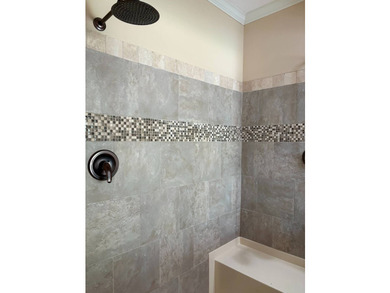 Well-maintained 2013 modular home featuring 3 bedrooms, 2 - photo 24