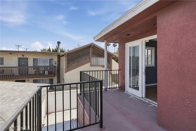 ***Renovated 3BR/3BA South Wrigley Gem with ADU Potential & - photo 27