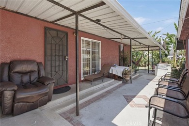 ***Renovated 3BR/3BA South Wrigley Gem with ADU Potential & - photo 29