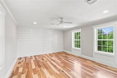 Welcome to a gorgeous reinvention of an 1880 gem in the heart of - photo 29