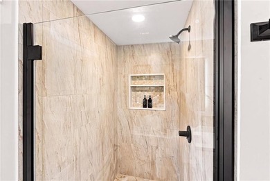 Welcome to a gorgeous reinvention of an 1880 gem in the heart of - photo 39