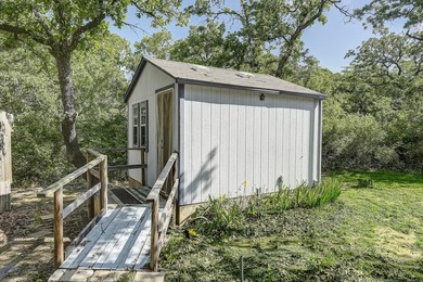 Discover the charm of this unique Ralph Lauren Cottage-inspired - photo 3