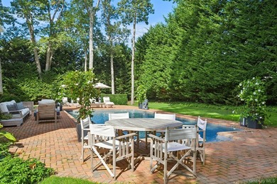 Beautifully designed with a sleek, minimalist style this home - photo 5
