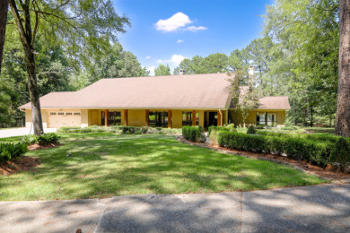 (private lake, pond, creek) Home For Sale in Karnack Texas