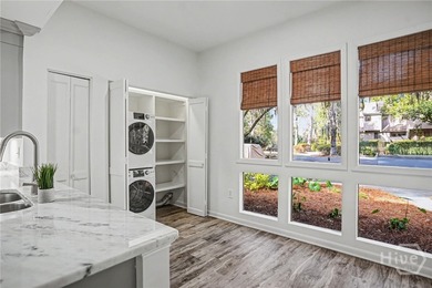 Welcome to effortless, maintenance-free living in The Landings - photo 8