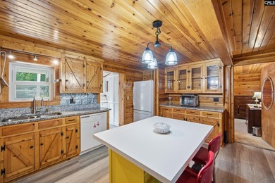 Discover this charming 1982 ranch-style Lake Murray bungalow - photo 12
