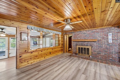 Discover this charming 1982 ranch-style Lake Murray bungalow - photo 15