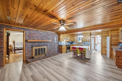 Discover this charming 1982 ranch-style Lake Murray bungalow - photo 16