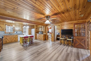 Discover this charming 1982 ranch-style Lake Murray bungalow - photo 17