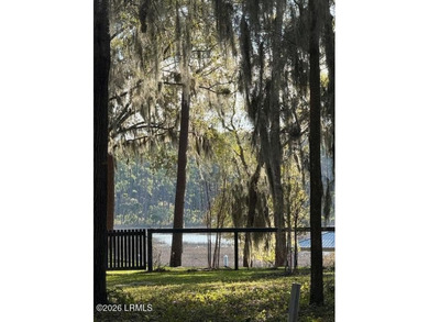 One story living on Ladys Island with 2,712 sq ft on a quiet - photo 19