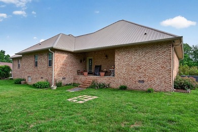Nestled between Sparta and Cookeville, this charming 3-bedroom - photo 25