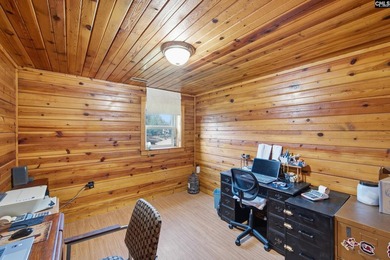 Discover this charming 1982 ranch-style Lake Murray bungalow - photo 30