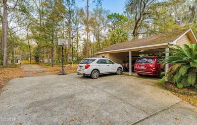 One story living on Ladys Island with 2,712 sq ft on a quiet - photo 37