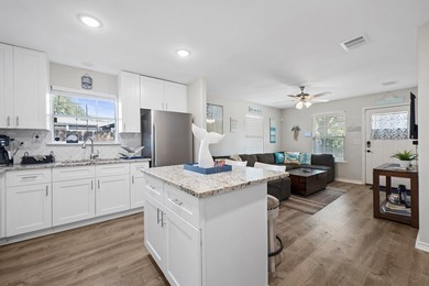 Adorable Farmhouse Coastal Home in Rockport! Fall in love with - photo 5