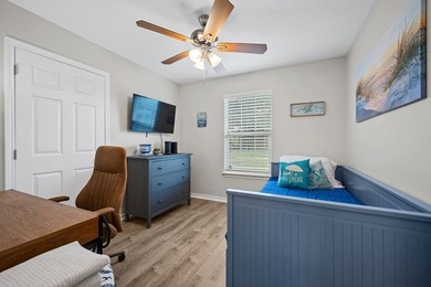 Adorable Farmhouse Coastal Home in Rockport! Fall in love with - photo 10
