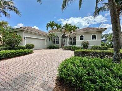 Lake Home For Sale in Fort Myers, Florida
