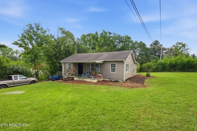 Charming, Affordable Don't miss this 3-bedroom, 2-bath home - photo 2