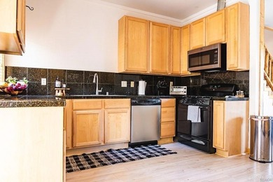 Big Bear Sun Dancer is a beautiful Log sided home, and backyard - photo 13