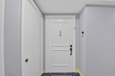 Live the Boca West Country Club lifestyle in this lovely 2 bed 2 - photo 5