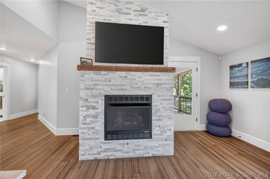 Commanding breathtaking panoramic views of the 24-mile marker - photo 18