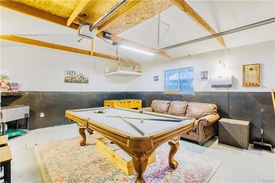 Big Bear Sun Dancer is a beautiful Log sided home, and backyard - photo 23