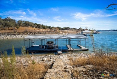 Extraordinary Lake Travis waterfront estate in the Sandy Shores - photo 34