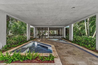 Gorgeous corner 3/2 with wraparound balcony facing southeast for - photo 1