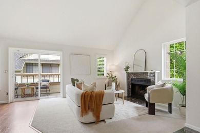 Welcome to this beautifully updated townhouse-style condo - photo 8
