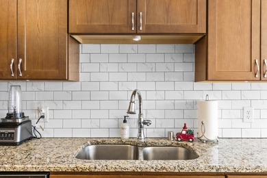 Gorgeous & Spacious 3BR/2.5BA Home in Calmes Estates . Welcome