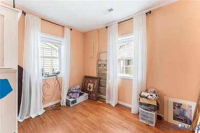 Welcome to this beautiful 1,843 sq ft traditional two-story - photo 15