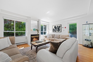Tucked away in the heart of Kerrisdale, this tastefully - photo 5