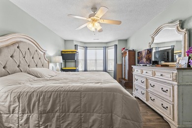 Gorgeous & Spacious 3BR/2.5BA Home in Calmes Estates . Welcome