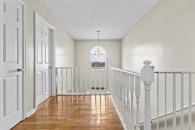 Gorgeous & Spacious 3BR/2.5BA Home in Calmes Estates . Welcome