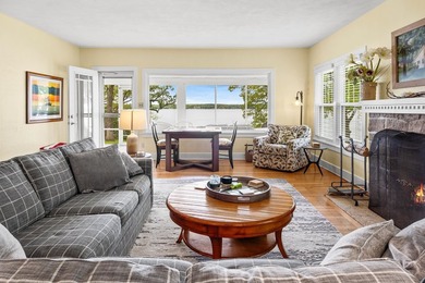 The epitome of a classic 1930s lake cottage, beautifully - photo 24