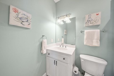 Steps from the iconic sugar-white sands of 30A, 39 Thyme blends - photo 25