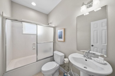 Steps from the iconic sugar-white sands of 30A, 39 Thyme blends - photo 29