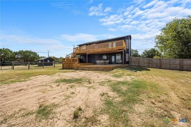 NEW ROOF (2025) and HVAC recently serviced! This spacious home - photo 31
