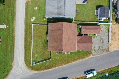 Welcome to this beautiful 1,843 sq ft traditional two-story - photo 40