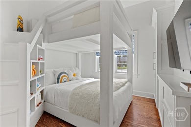 Welcome Home to this newly remodeled 8Bd / 5Ba home located on - photo 43