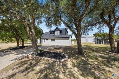 NEW ROOF (2025) and HVAC recently serviced! This spacious home - photo 43