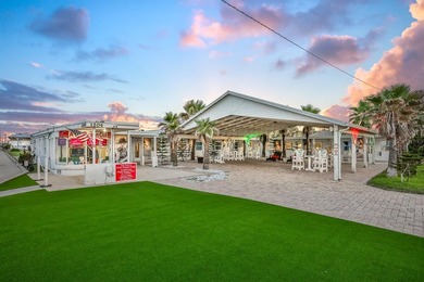 Welcome to a rare oceanfront commercial offering set directly - photo 1