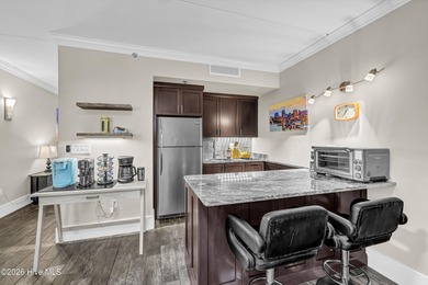 Breathtaking Water Front condo located in the heart of Downtown