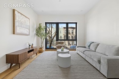 Sun-Filled One-Bedroom Residence with Modern Finishes and - photo 3
