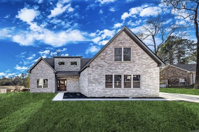 Lake Home For Sale in Hot Springs, Arkansas