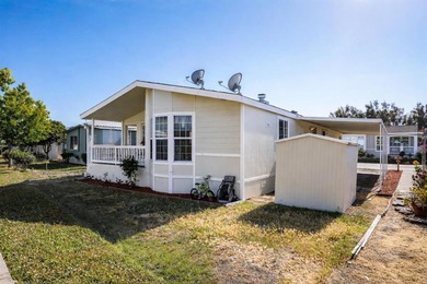 This charming 1998 Silvercrest home offers 1,734 square feet of - photo 2